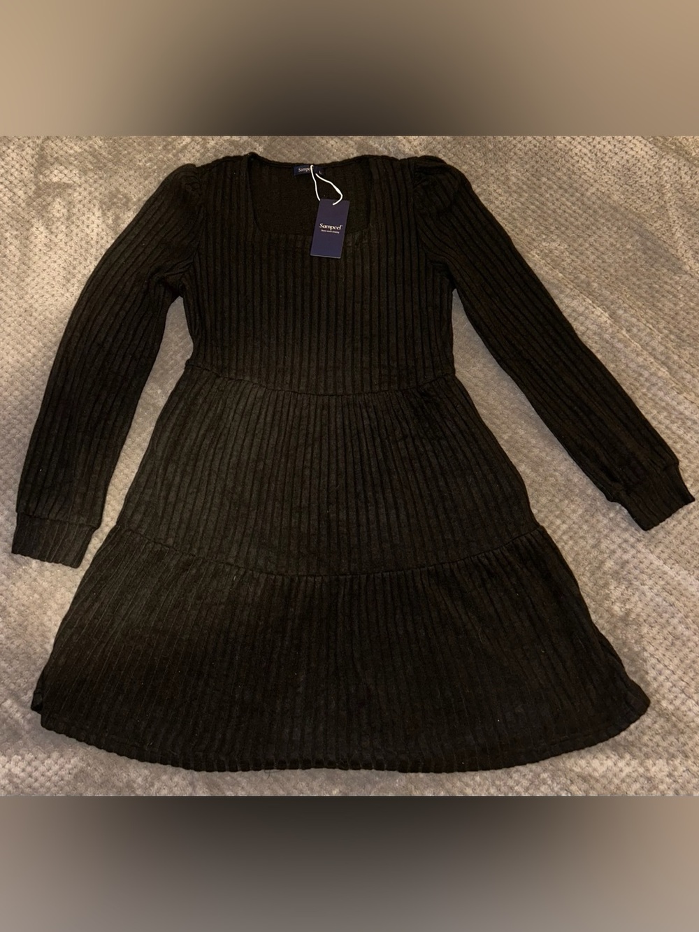Women’s Black Ribbed Long-Sleeve Dress